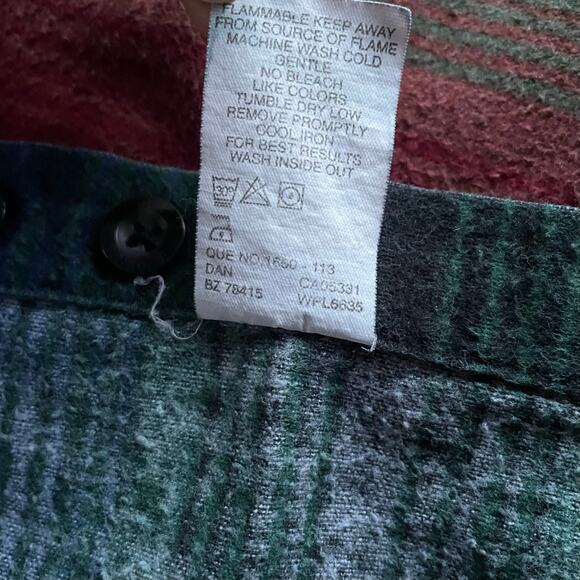 🔥Vintage Woolrich Cotton Flannel Blanket Striped Western Southwest Button Shirt - Picture 10 of 14